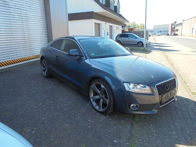 Gebraucht Audi A5 Sport 179 PS (131 kW) 2009 Grau Coupé