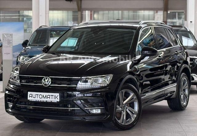Deep black perleffekt Gebraucht 2017 VW Tiguan Highline SUV | 18.990 € (Etwas zu teuer) - Bild 1/4