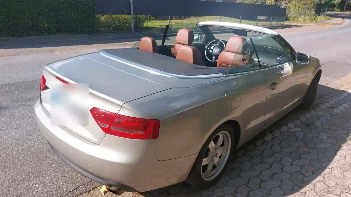 Gebraucht Audi A5 Cabriolet 179 PS (131 kW) 2009 Grau Cabrio