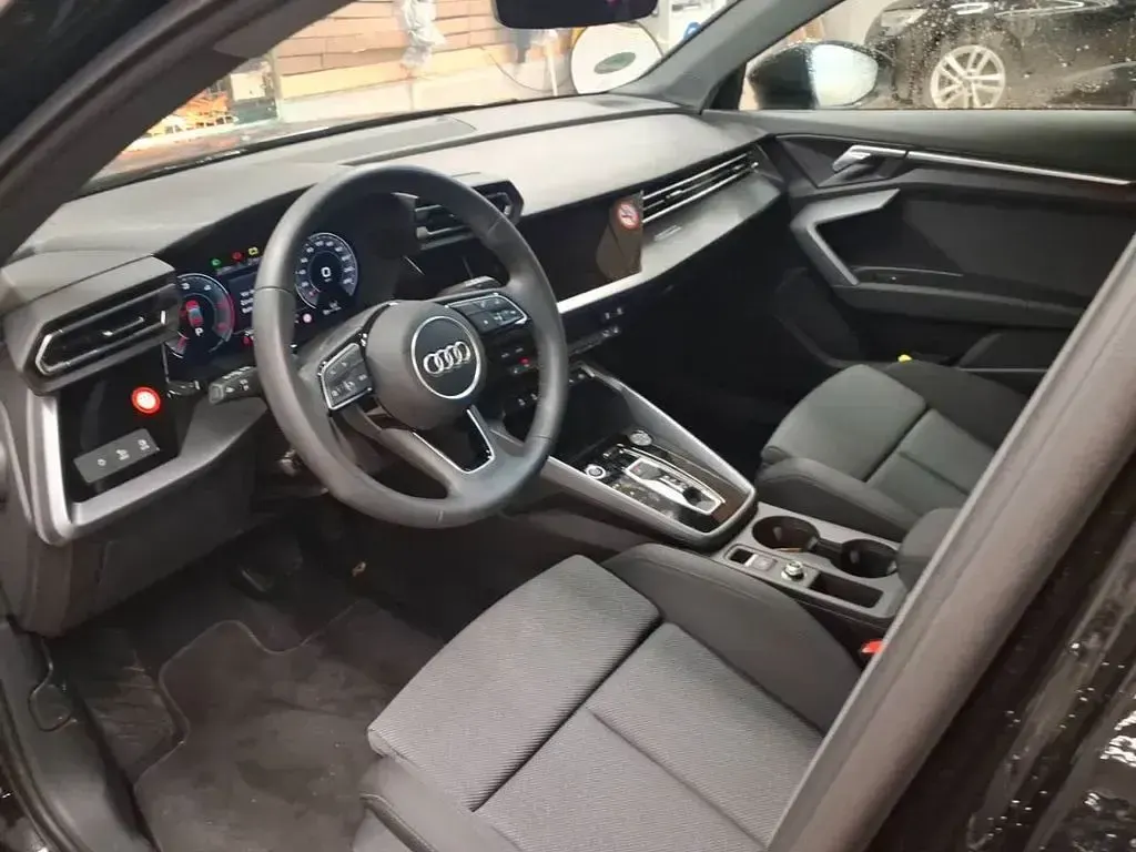 Brugt Audi A3 Ambiente 150 HK (110 kW) 2025 Sort Sedan