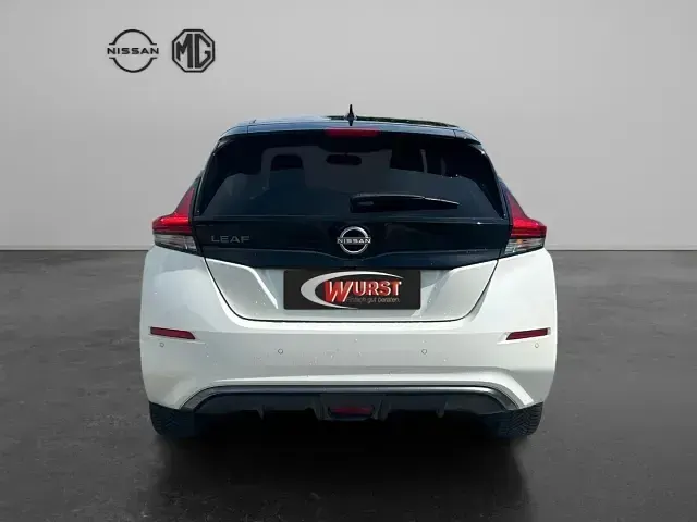 Gebraucht Nissan Leaf 360º 160 kW (218 PS) 2022 Weiss Kleinwagen