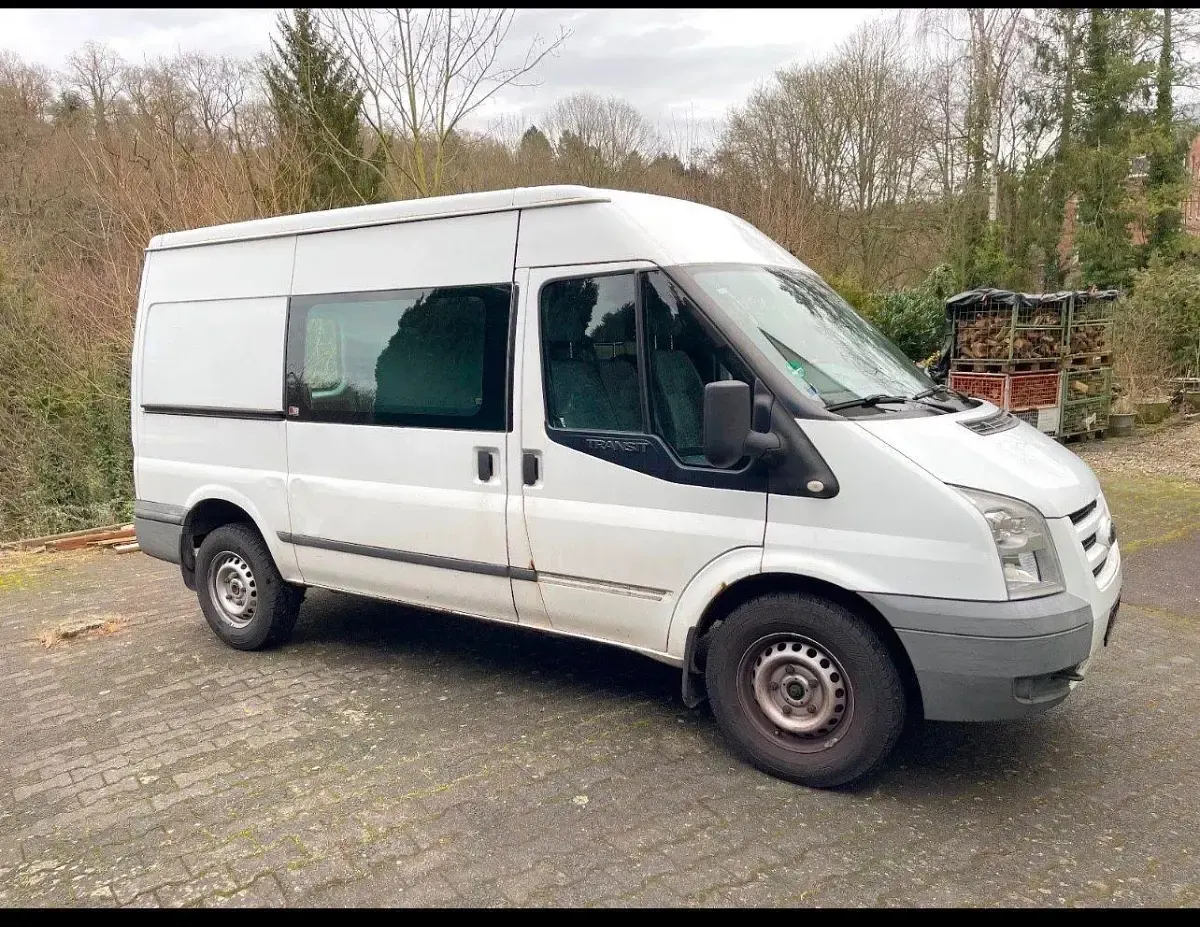 Gebraucht Ford Transit 116 PS (85 kW) 2009 Weiß Van