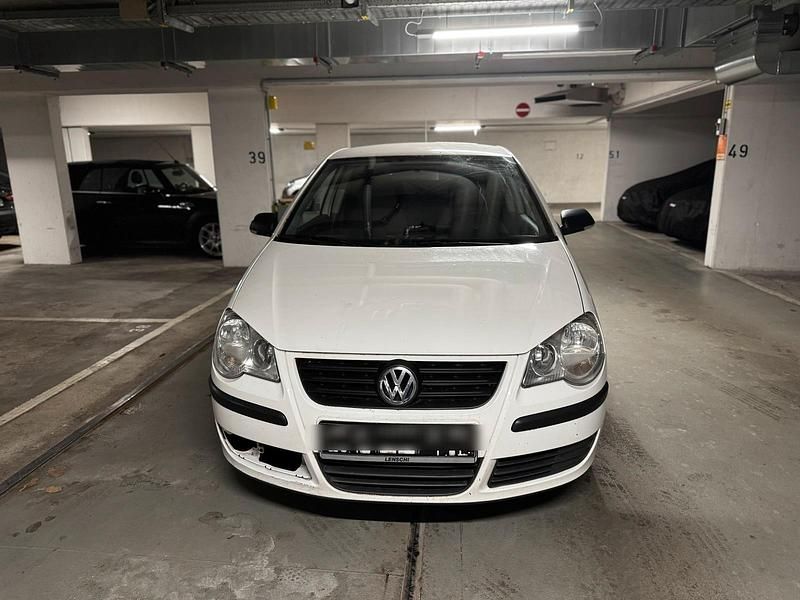 Schwarz Gebraucht 2005 VW Polo Kleinwagen | 300 € (Superpreis) - Bild 1/4