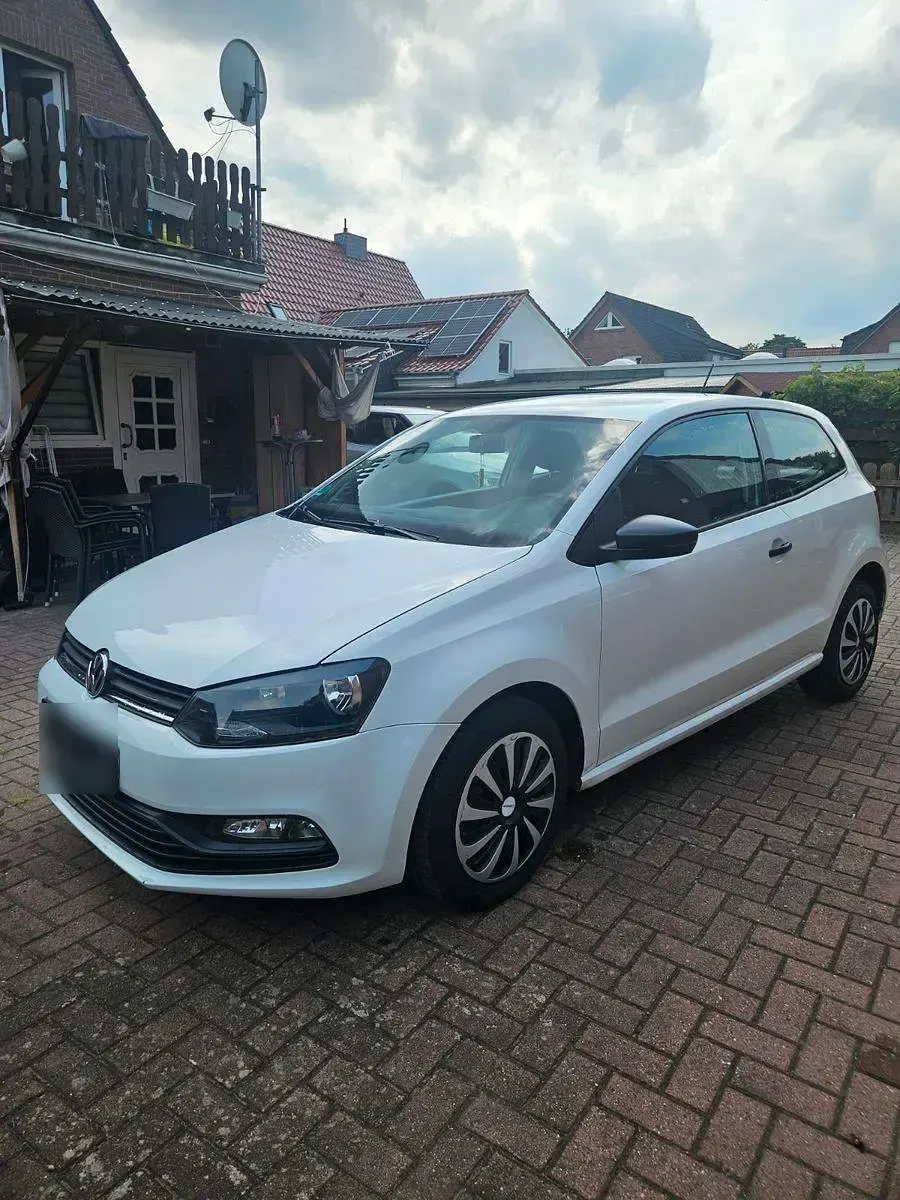 Gebraucht VW Polo 60 PS (44 kW) 2014 Weiß Kleinwagen