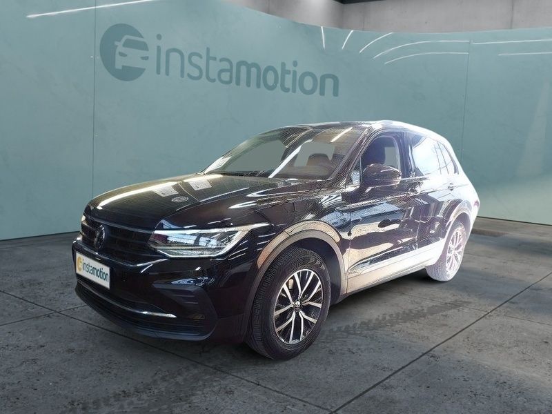 Schwarz Gebraucht 2023 VW Tiguan Life SUV | 31.683 € (Fairer Preis) - Bild 1/4
