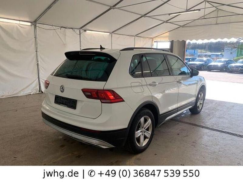 Gebraucht VW Tiguan 150 PS (110 kW) 2020 Weiß SUV