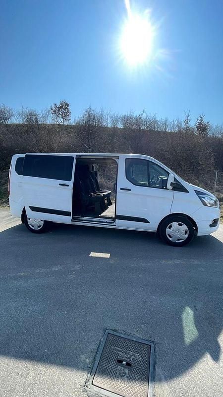 Gebraucht Ford Transit Custom 131 PS (96 kW) 2022 Weiß Van / Kleinbus