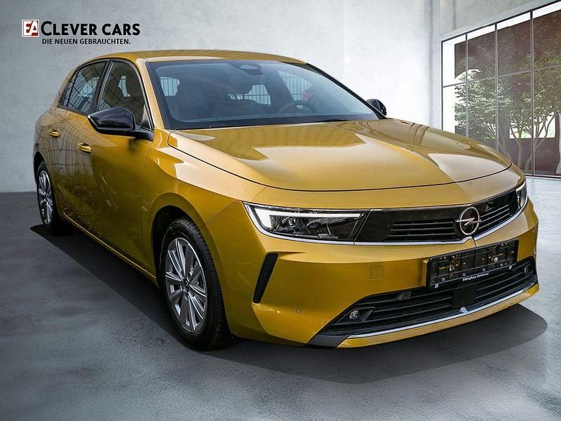 Gebraucht Opel Astra Edition 110 PS (80 kW) 2023 Gelb Limousine