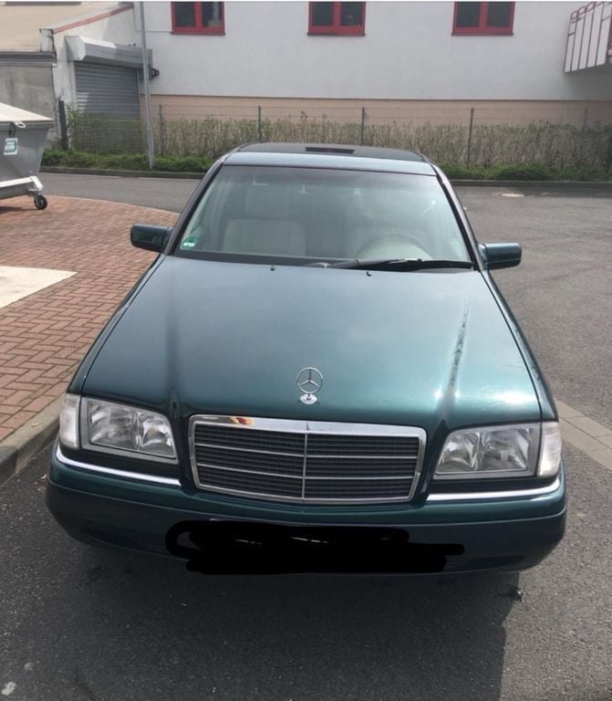 Grau Gebraucht 1997 Mercedes C200 Elegance Limousine | 2.000 € (Superpreis) - Bild 1/4