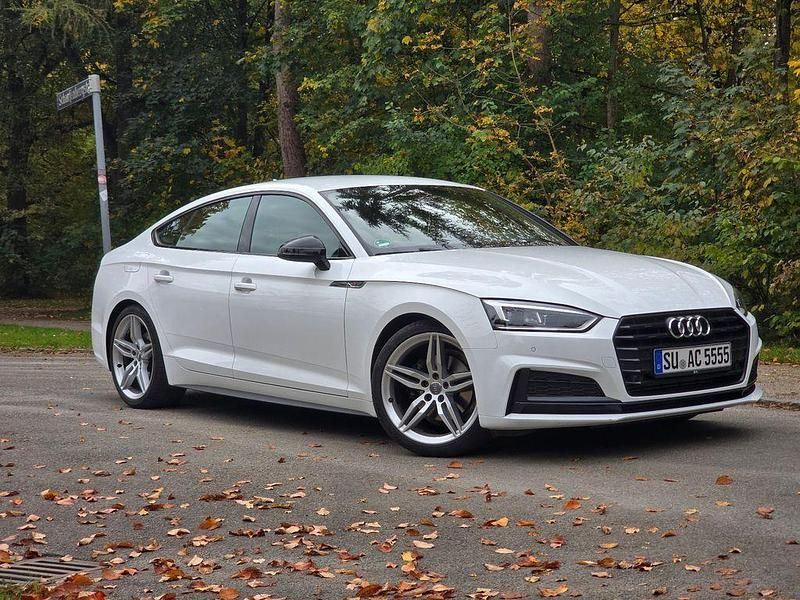 Weiß Gebraucht 2019 Audi A5 Sportback S-Line Limousine | 21.300 € (Superpreis) - Bild 1/4