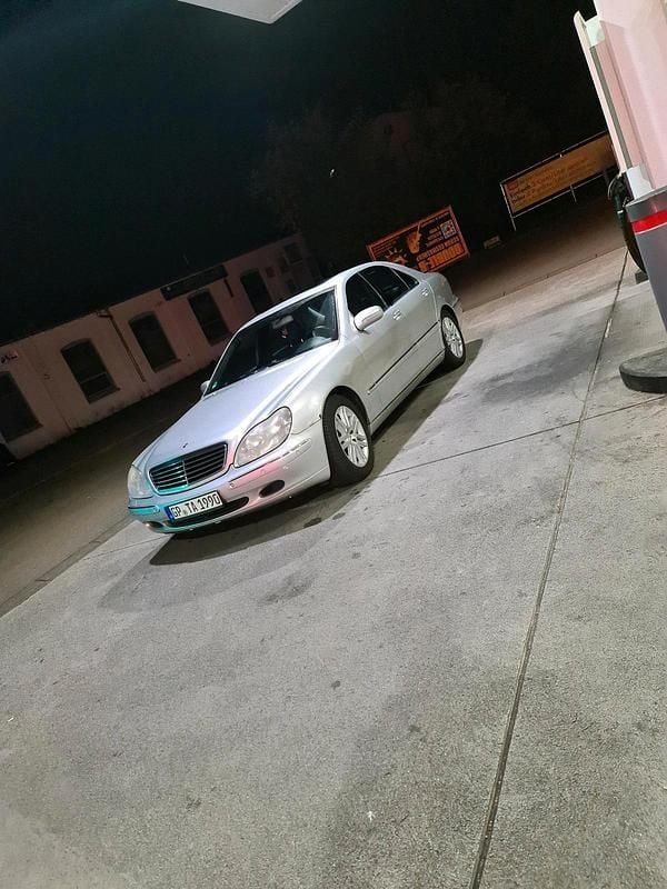 Gebraucht 2001 Mercedes S320 Limousine | 2.500 € - Bild 1/4