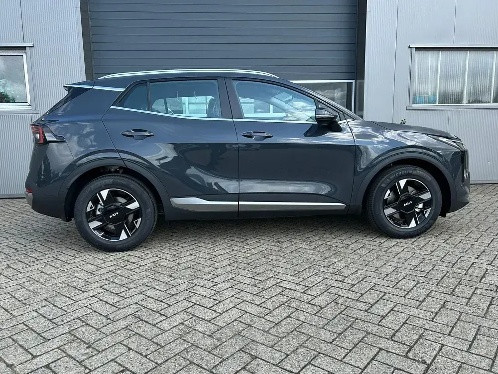 Neu Kia Sportage Vision 150 PS (110 kW) 2026 Experience green metallic SUV