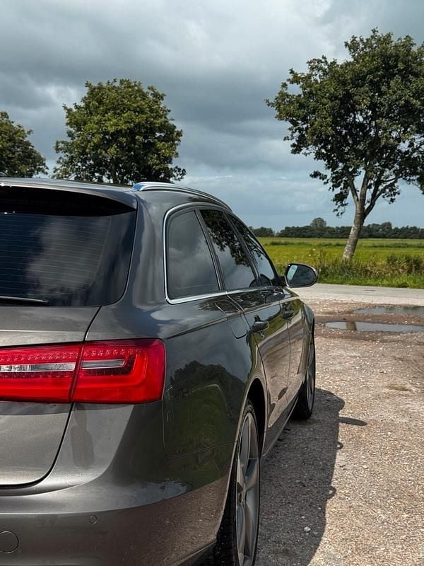 Gebraucht Audi A6 204 PS (150 kW) 2014 Grau Kombi