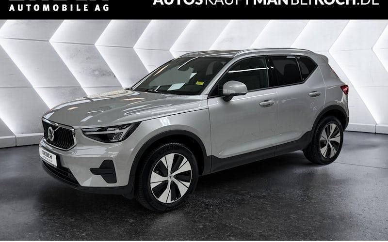 Silber Gebraucht 2025 Volvo XC40 Core SUV | 34.880 € (Guter Preis) - Bild 1/4