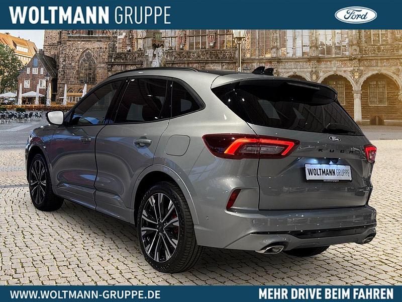 Gebraucht Ford Kuga ST-Line X 242 PS (177 kW) 2024 Solarsilber SUV