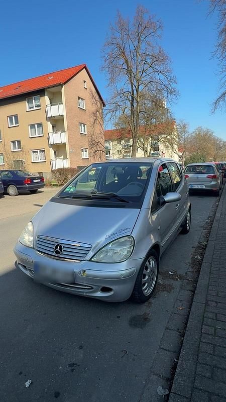 Gebraucht Mercedes A160 98 PS (72 kW) 2002 Silber Kleinwagen