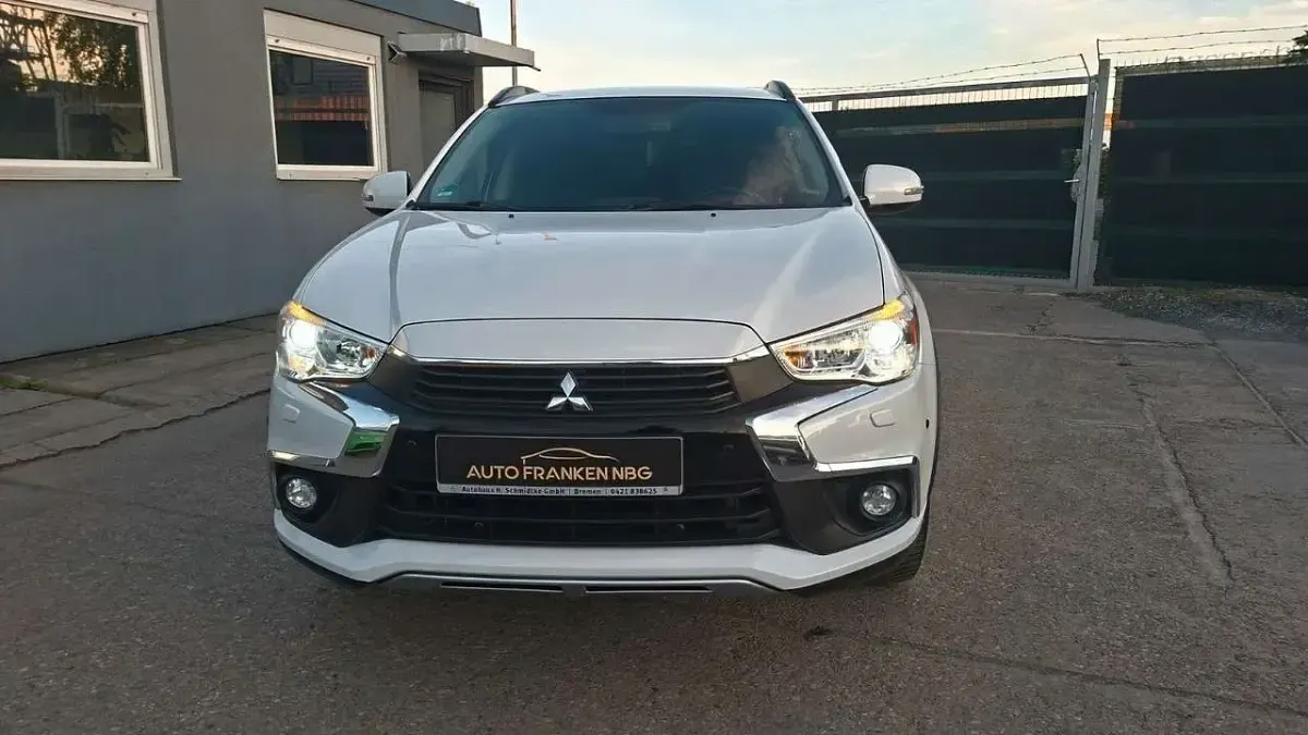 Gebraucht Mitsubishi ASX Diamant Edition 150 PS (110 kW) 2018 Weiß SUV