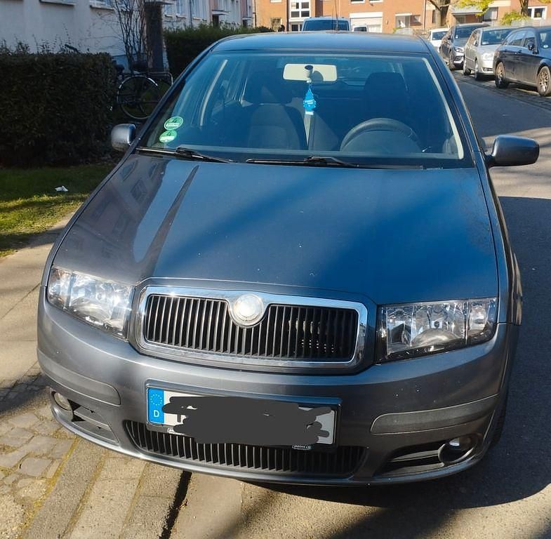Gebraucht Skoda Fabia Elegance 75 PS (55 kW) 2007 Grau Limousine
