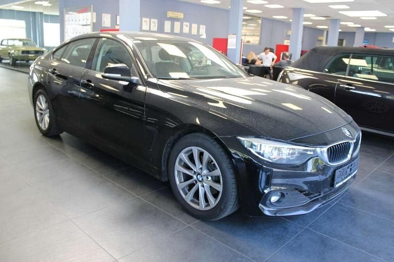 Schwarz Gebraucht 2017 BMW 420 Advantage Coupé | 18.980 € (Fairer Preis) - Bild 1/4