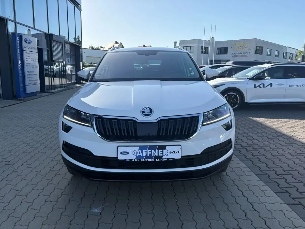 Gebraucht Skoda Karoq Clever 150 PS (110 kW) 2021 Weiß SUV