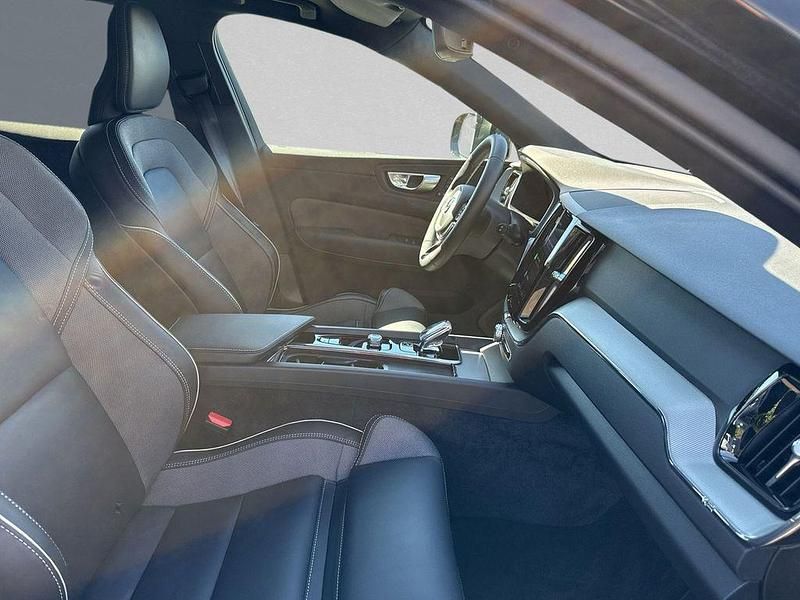 Gebraucht Volvo XC60 Plus 455 PS (334 kW) 2025 Schwarz SUV