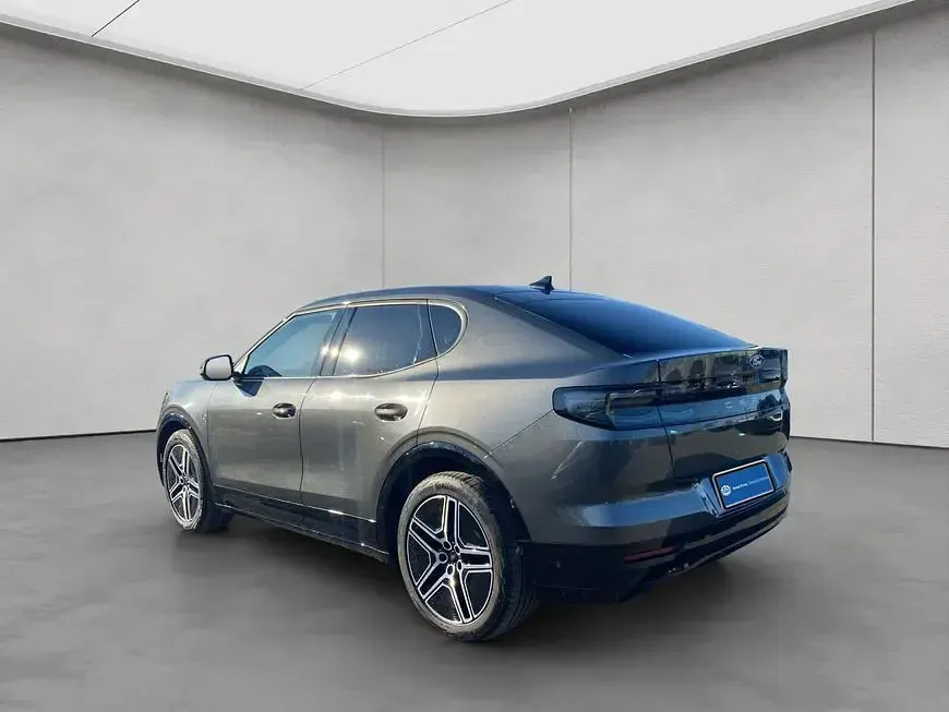 Gebraucht Ford Capri Premium 210 kW (286 PS) 2024 Magnetic grau metallic SUV