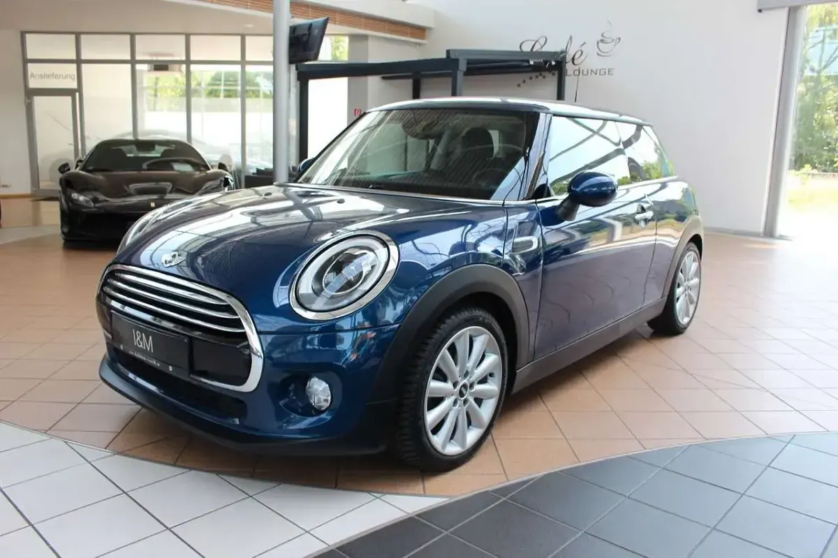 Gebraucht Mini Cooper 136 PS (100 kW) 2017 Blau Kleinwagen