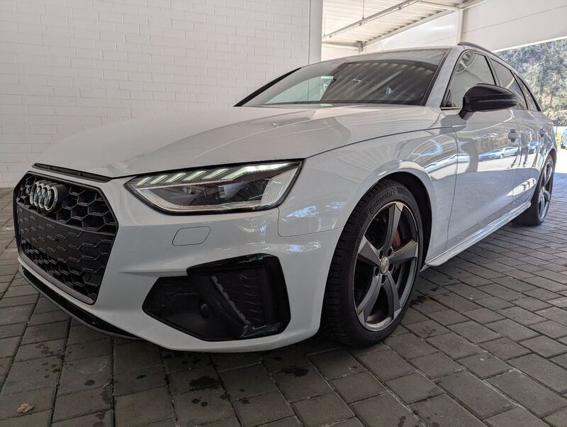 Weiß Gebraucht 2022 Audi S4 Basis Kombi | 29.490 € (Teuer) - Bild 1/4