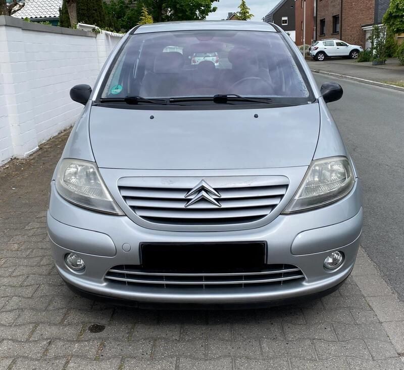 Silber Gebraucht 2004 Citroën C3 Exclusive Kleinwagen | 1.600 € (Guter Preis) - Bild 1/4