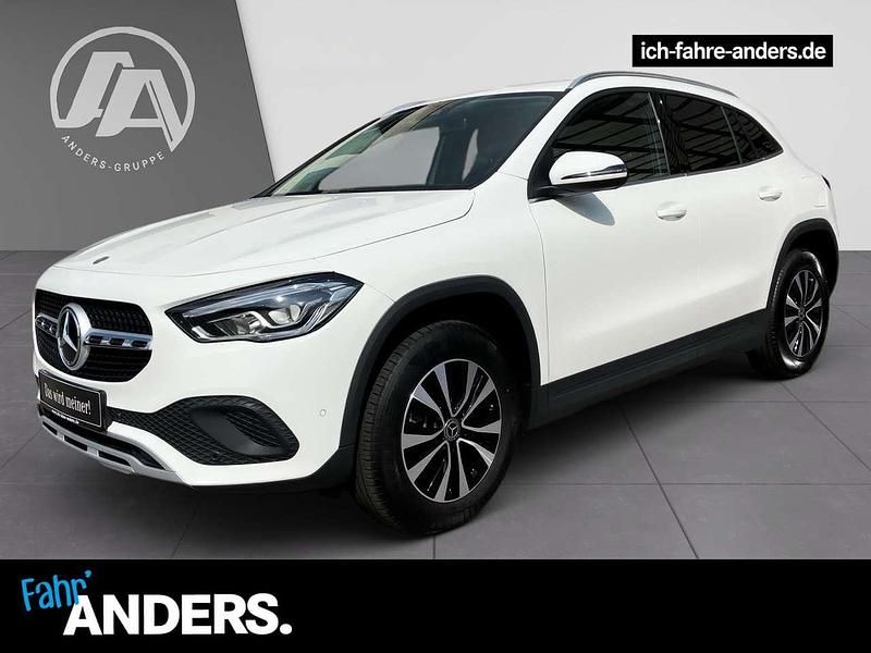Polarweiss Gebraucht 2022 Mercedes GLA250 SUV | 34.724 € (Guter Preis) - Bild 1/2