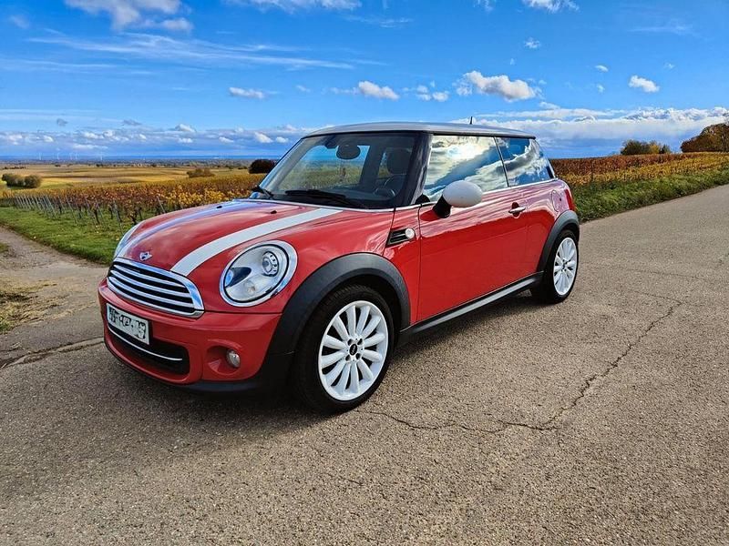 Rot Gebraucht 2012 Mini Cooper Kleinwagen | 3.900 € (Fairer Preis) - Bild 1/4
