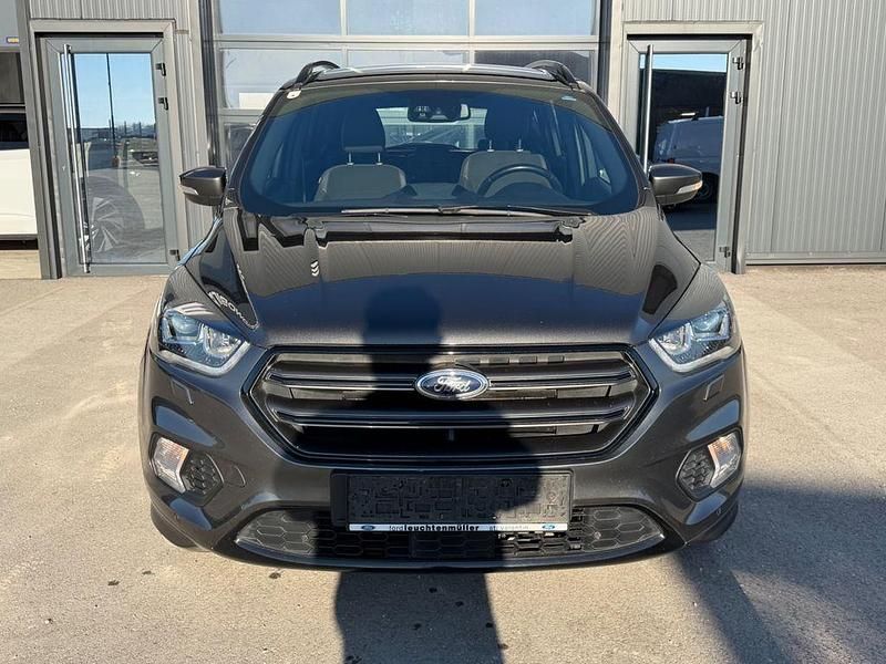 Gebraucht Ford Kuga ST-Line 179 PS (131 kW) 2018 Grau SUV
