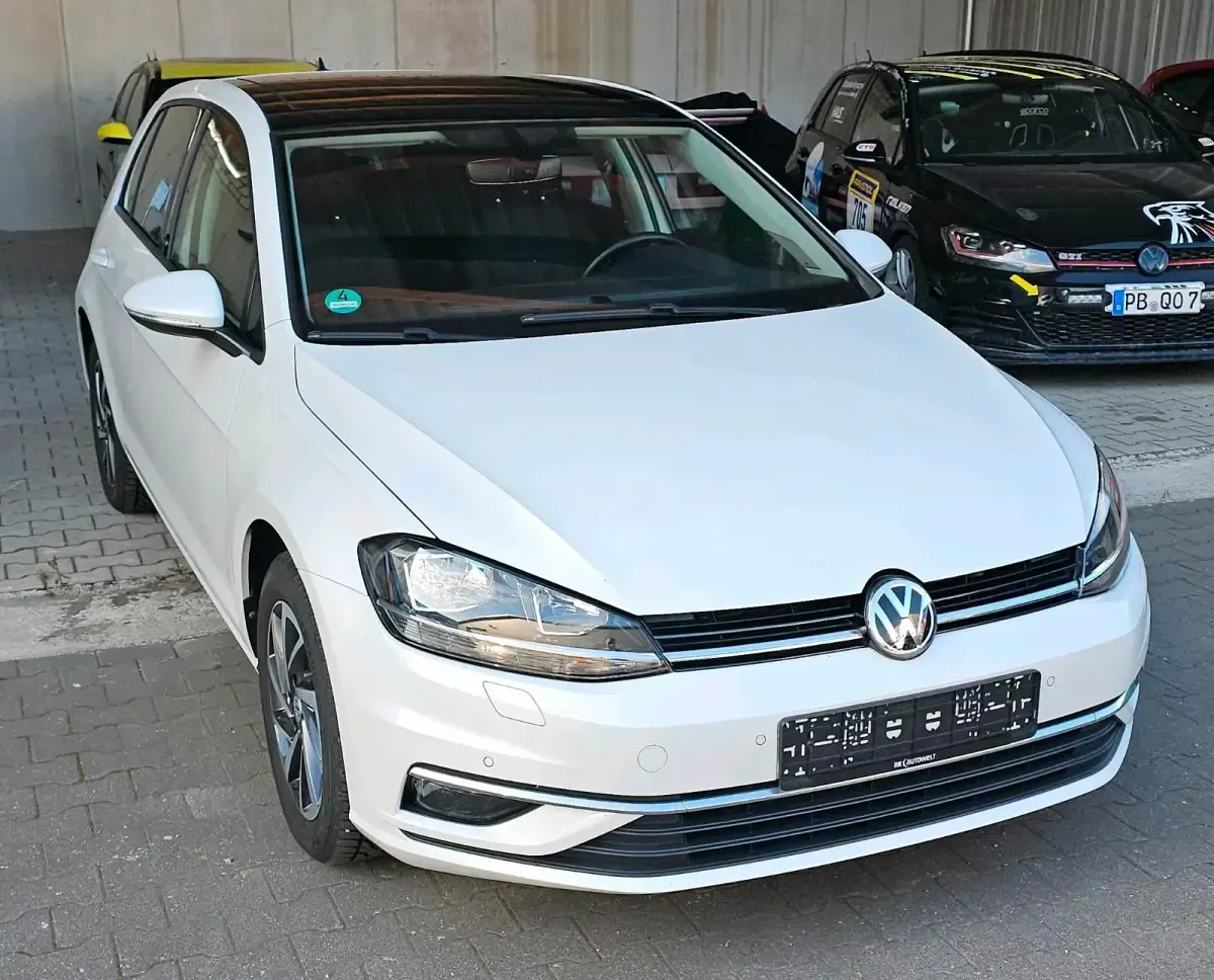 Gebraucht VW Golf VII Sound 150 PS (110 kW) 2017 Weiß Limousine