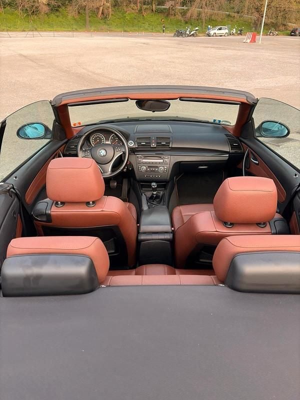 Gebraucht BMW 118 Cabriolet M Performance 143 PS (105 kW) 2008 Schwarz Cabrio