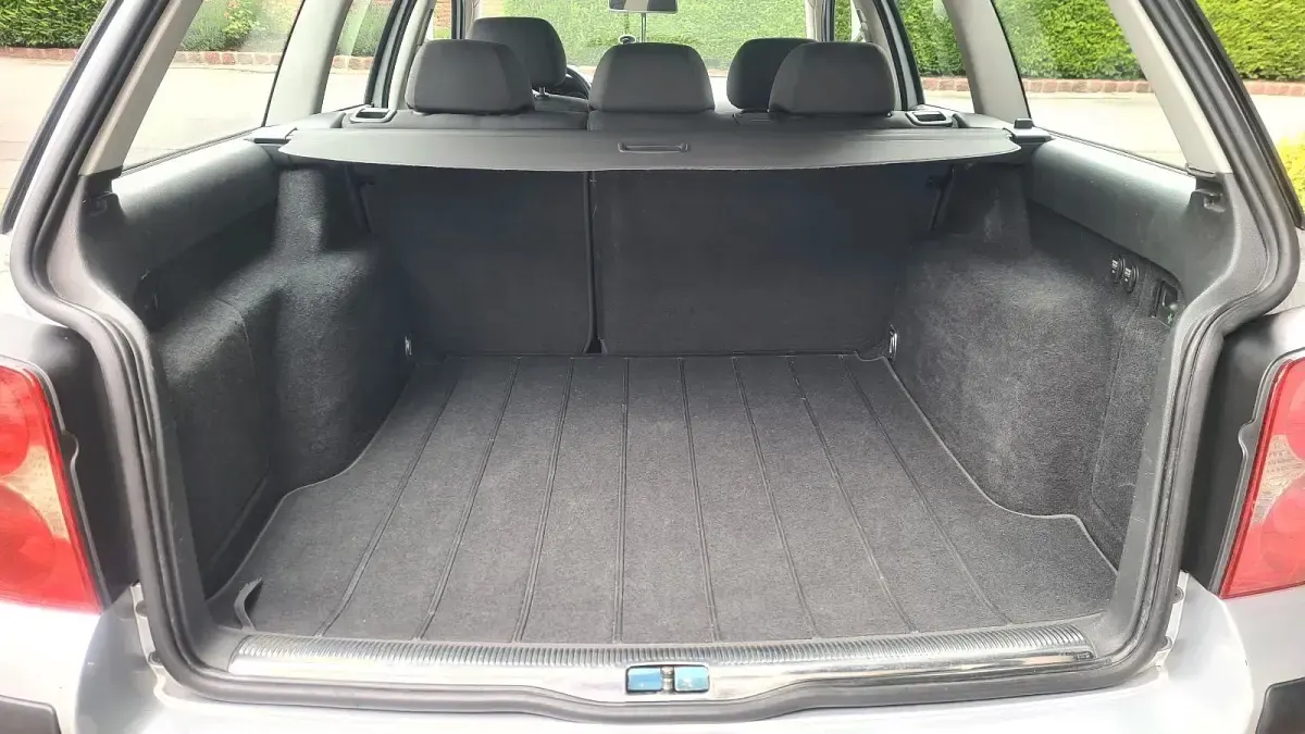 Gebraucht VW Passat 115 PS (84 kW) 2005 Silber Kombi