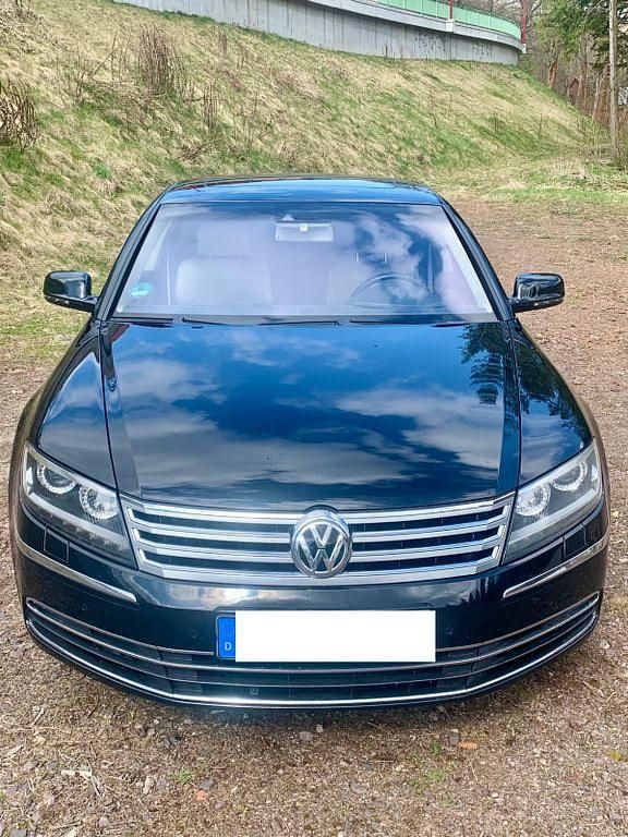 Second-hand VW Phaeton 334 CP (245 kW) 2015 Negru Berlinǎ