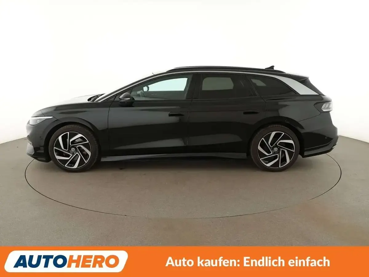 Gebraucht VW ID.7 Pro 210 kW (286 PS) 2024 Mythos black Kombi
