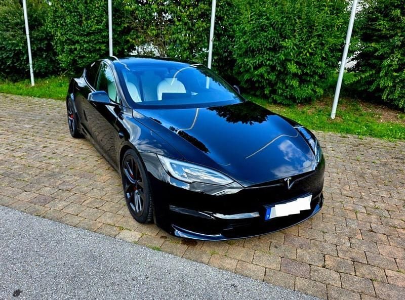Schwarz Gebraucht 2023 Tesla Model S Plaid Limousine | 112.900 € - Bild 1/4