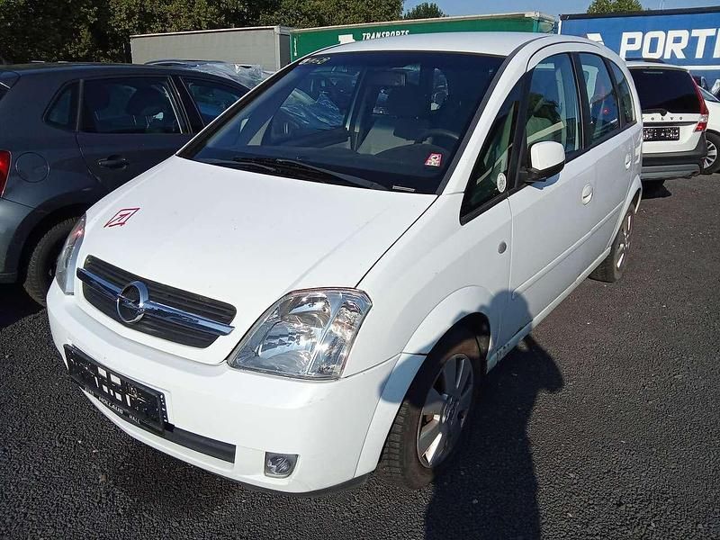 Casabl/arctic/eisweiss/kaolin Gebraucht 2004 Opel Meriva Cosmo Van / Kleinbus | 800 € - Bild 1/4