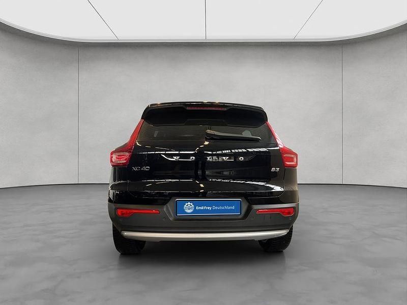 Gebraucht Volvo XC40 163 PS (119 kW) 2024 Schwarz SUV
