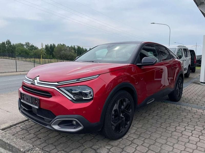 Gebraucht Citroën C4 Shine 155 PS (114 kW) 2021 Elixirrot Limousine