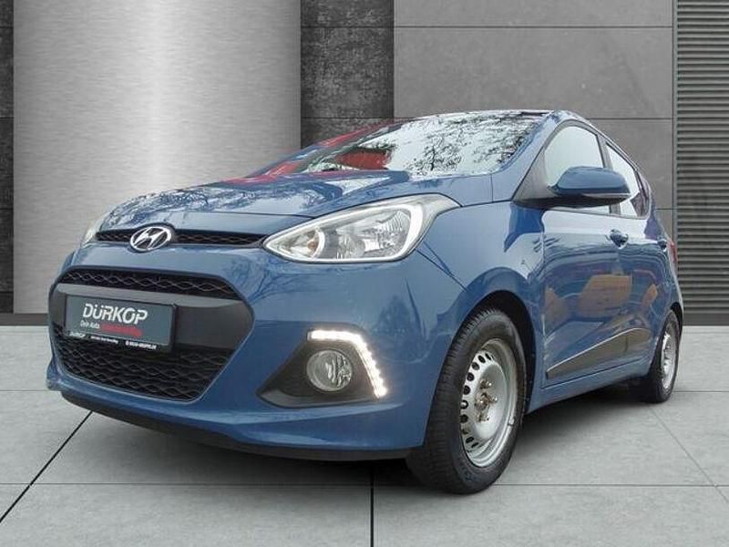 Gebraucht Hyundai i10 Style 87 PS (63 kW) 2016 Morning blue / sol Kleinwagen