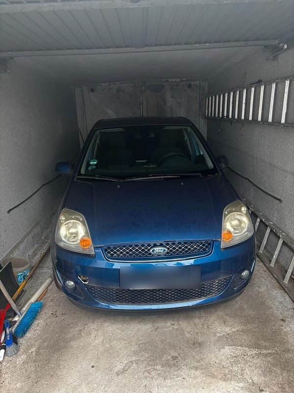 Gebraucht Ford Fiesta 55 PS (40 kW) 2008 Blau Kleinwagen