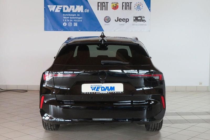 Neu Opel Astra 131 PS (96 kW) 2025 Schwarz Kombi