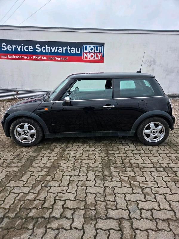 Schwarz Gebraucht 2005 Mini ONE Kleinwagen | 3.900 € (Teuer) - Bild 1/4