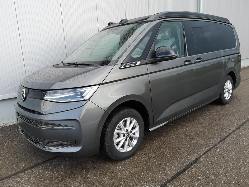 Monosilber metallic dach schwarz Gebraucht 2024 VW T7 Comfortline Van | 62.050 € (Guter Preis) - Bild 1/4