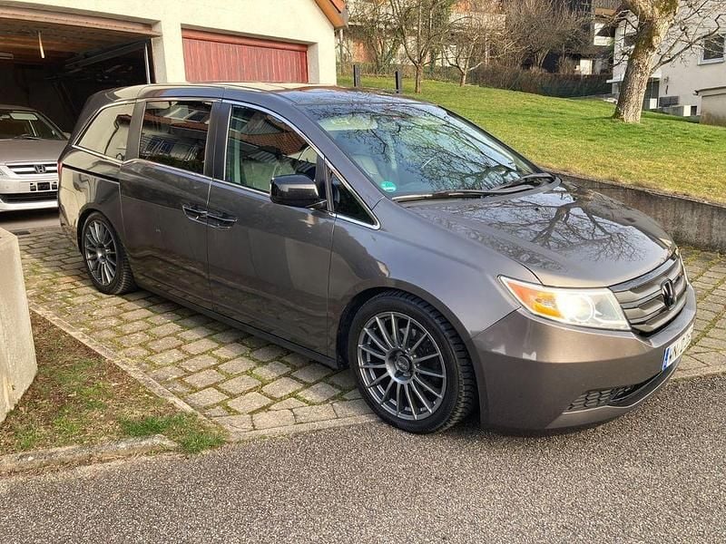 Gebraucht Honda Odyssey EX-L 252 PS (185 kW) 2013 Grau Van / Kleinbus
