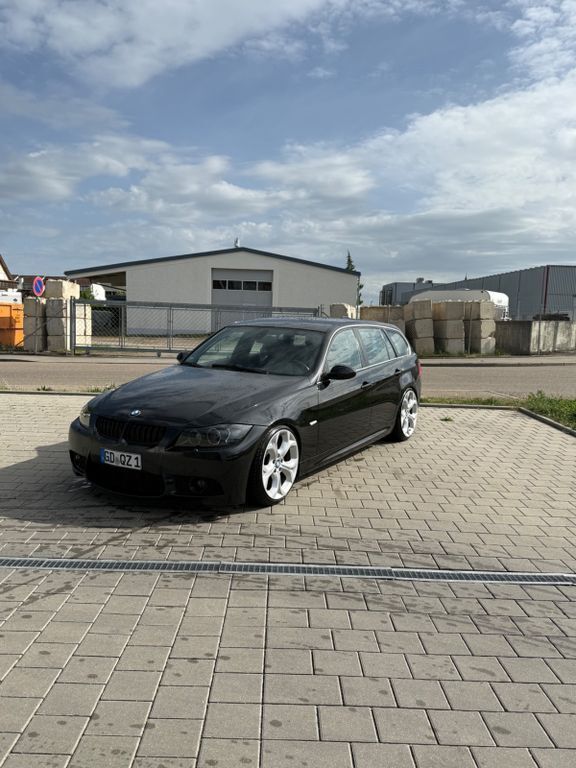 Gebraucht 2006 BMW 330 Performance Kombi | 8.800 € (Teuer) - Bild 1/4