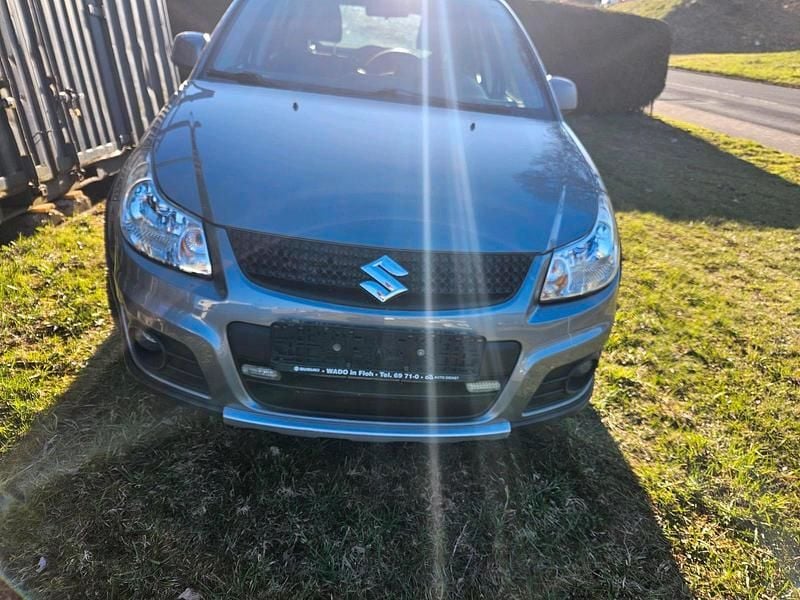 Gebraucht Suzuki SX4 135 PS (99 kW) 2010 Grau SUV