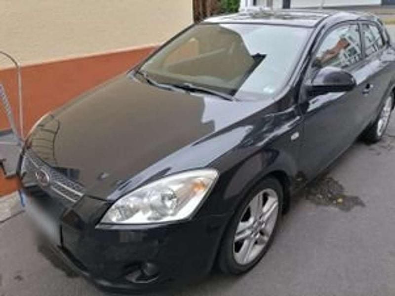 Gebraucht Kia Ceed EX 126 PS (92 kW) 2009 Schwarz Kleinwagen